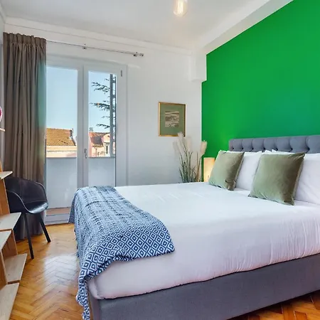 Апартаменти Whome | Estrela Family Perfect For Families & Friends